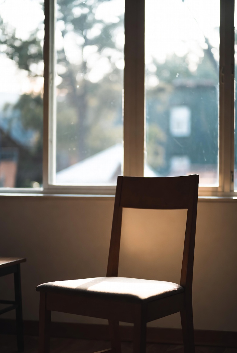 Kebiasaan Ringan untuk Membuka Hari dengan Perasaan Lebih Jernih